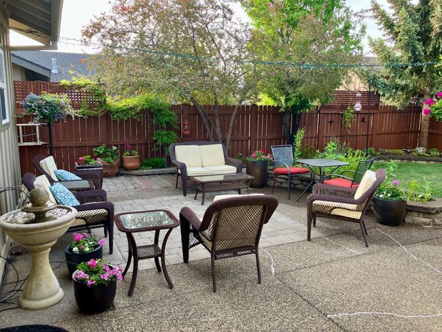 20657 Wild Goose Lane, Bend, OR 97702