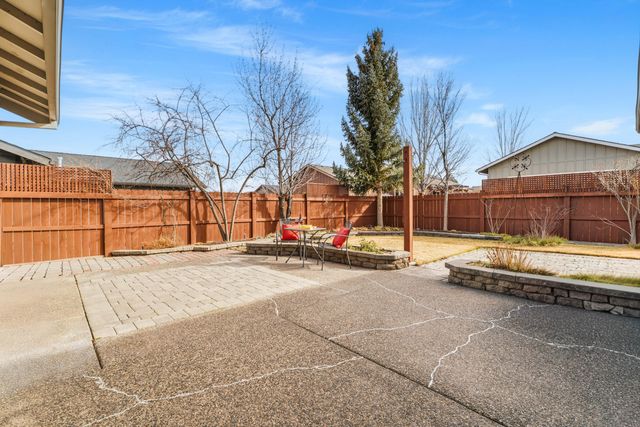 20657 Wild Goose Lane, Bend, OR 97702