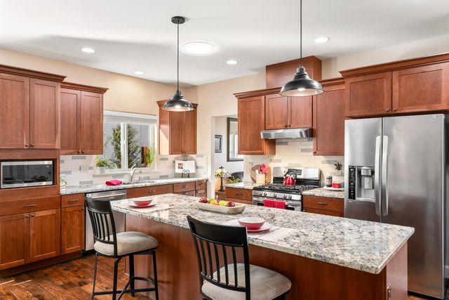 20657 Wild Goose Lane, Bend, OR 97702