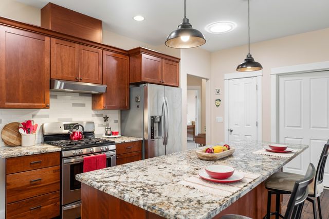 20657 Wild Goose Lane, Bend, OR 97702