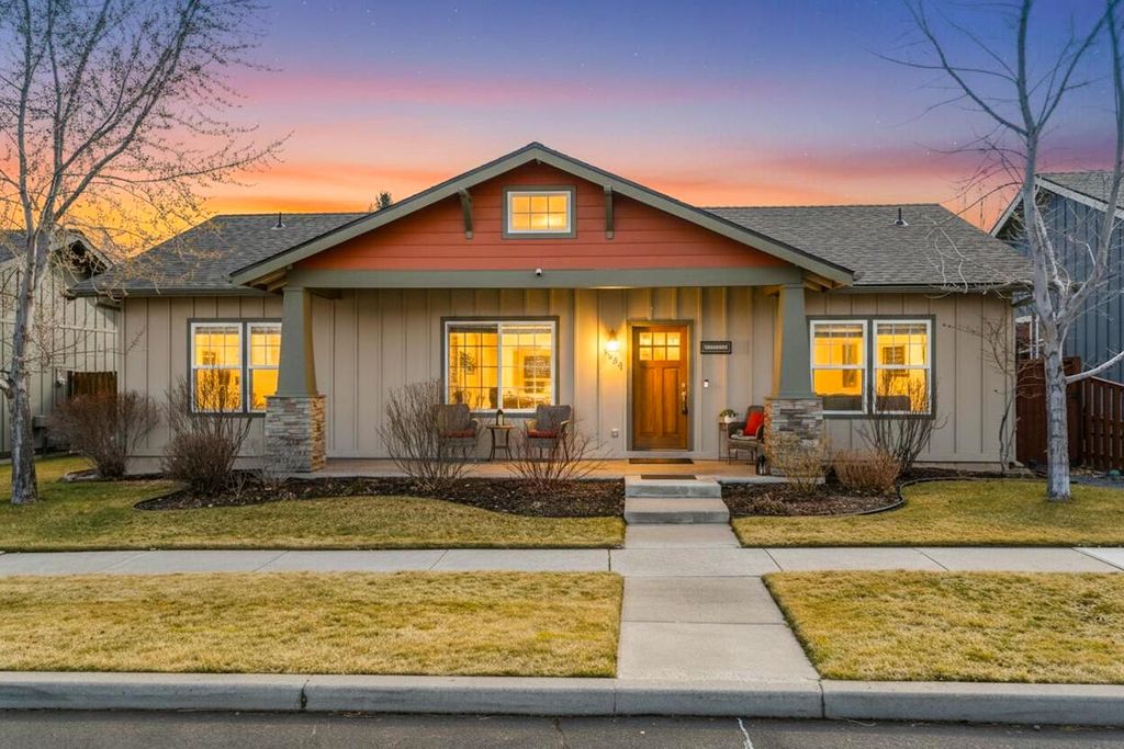 20657 Wild Goose Lane, Bend, OR 97702