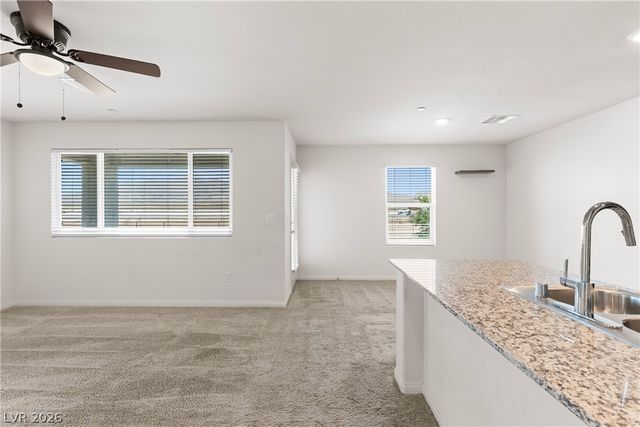 2669 Green Envy Avenue 258, North Las Vegas, NV 89086
