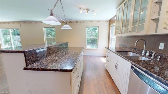 131 Low Ridge RD, Williamsburg, VA 23185