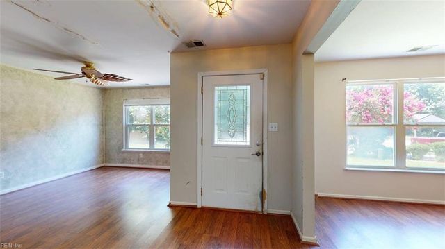 131 Low Ridge RD, Williamsburg, VA 23185