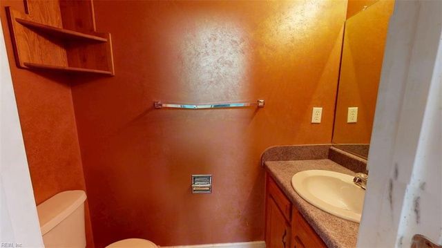 131 Low Ridge RD, Williamsburg, VA 23185