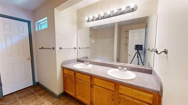 131 Low Ridge RD, Williamsburg, VA 23185