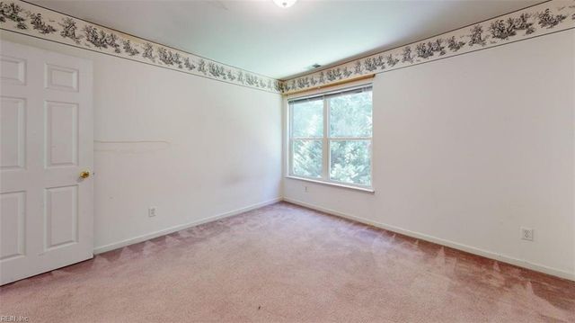 131 Low Ridge RD, Williamsburg, VA 23185