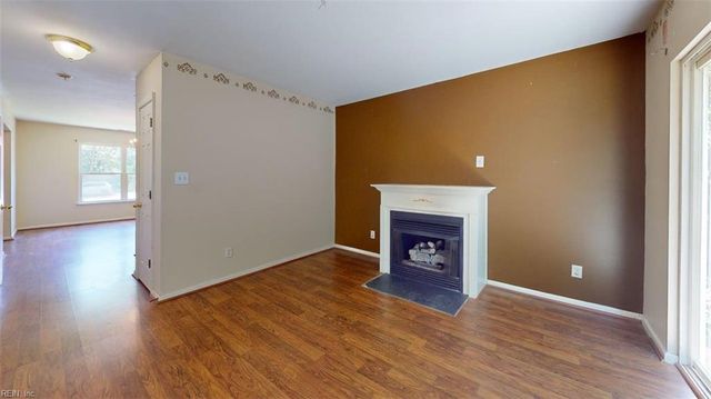 131 Low Ridge RD, Williamsburg, VA 23185