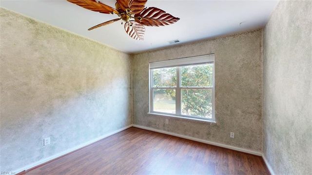 131 Low Ridge RD, Williamsburg, VA 23185