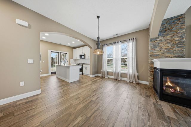 4548 Grand Strand Drive, Grove City, OH 43123