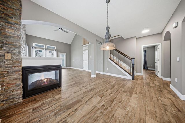 4548 Grand Strand Drive, Grove City, OH 43123