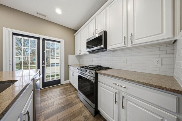 4548 Grand Strand Drive, Grove City, OH 43123