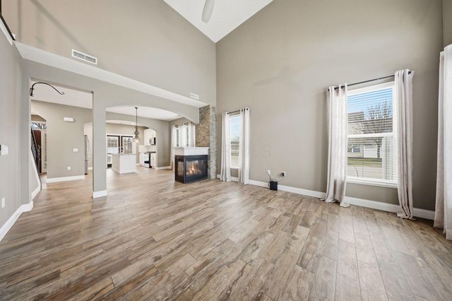 4548 Grand Strand Drive, Grove City, OH 43123