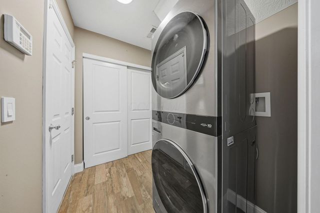 4548 Grand Strand Drive, Grove City, OH 43123