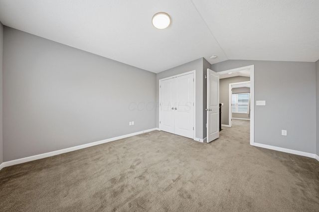 4548 Grand Strand Drive, Grove City, OH 43123