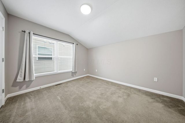 4548 Grand Strand Drive, Grove City, OH 43123