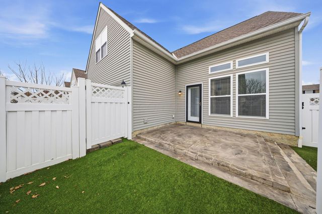 4548 Grand Strand Drive, Grove City, OH 43123