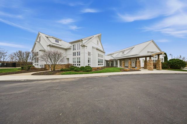 4548 Grand Strand Drive, Grove City, OH 43123