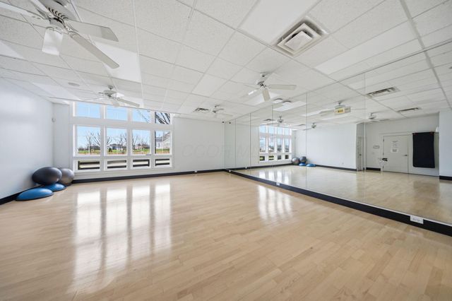 4548 Grand Strand Drive, Grove City, OH 43123