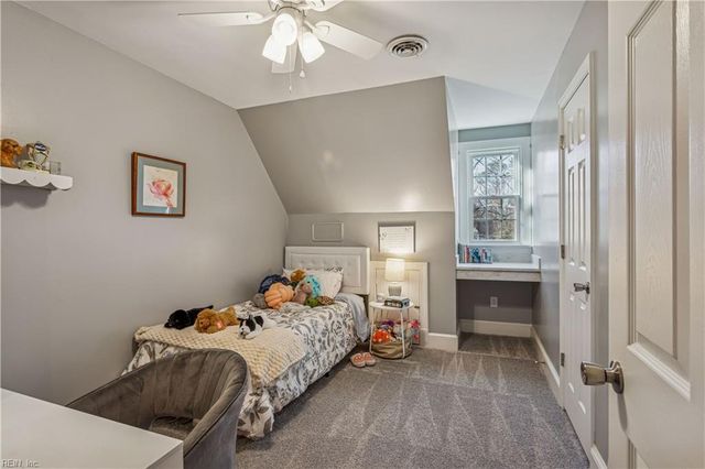 114 Haradd LN, Williamsburg, VA 23188