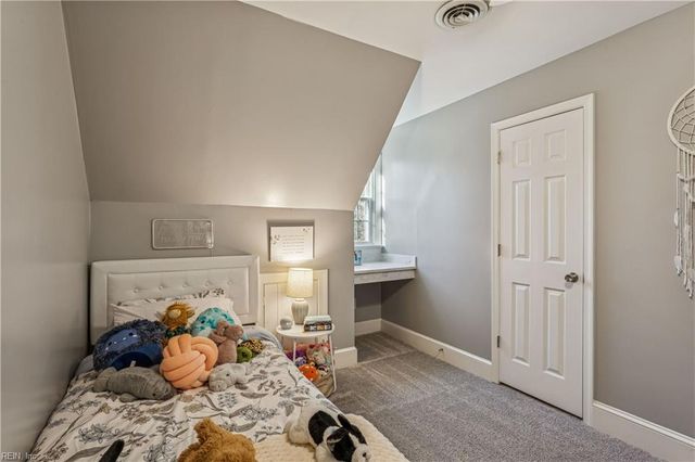 114 Haradd LN, Williamsburg, VA 23188