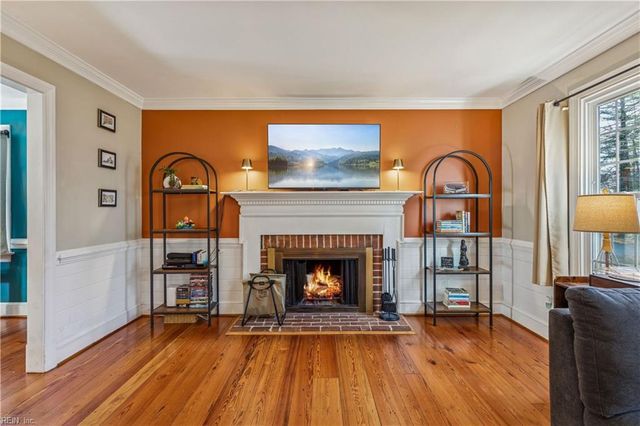 114 Haradd LN, Williamsburg, VA 23188