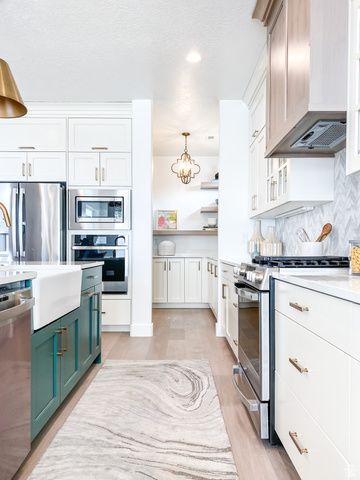 1382 W 250 N, Layton, UT 84041