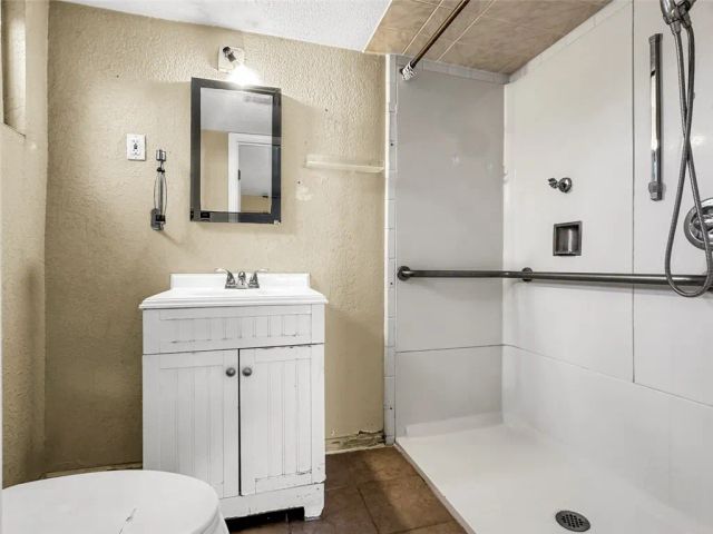 9822 Bartley Avenue, Santa Fe Springs, CA 90670