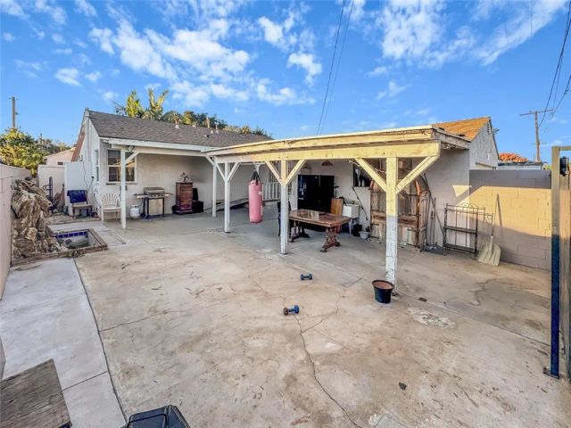 9822 Bartley Avenue, Santa Fe Springs, CA 90670