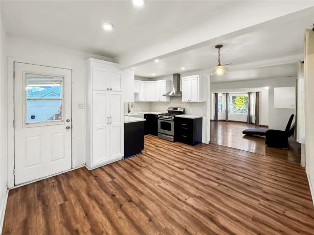 9822 Bartley Avenue, Santa Fe Springs, CA 90670