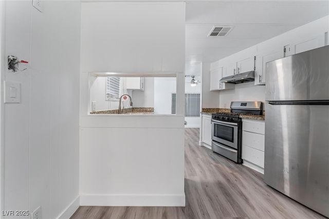 280 Sir Phillip Street, Las Vegas, NV 89110