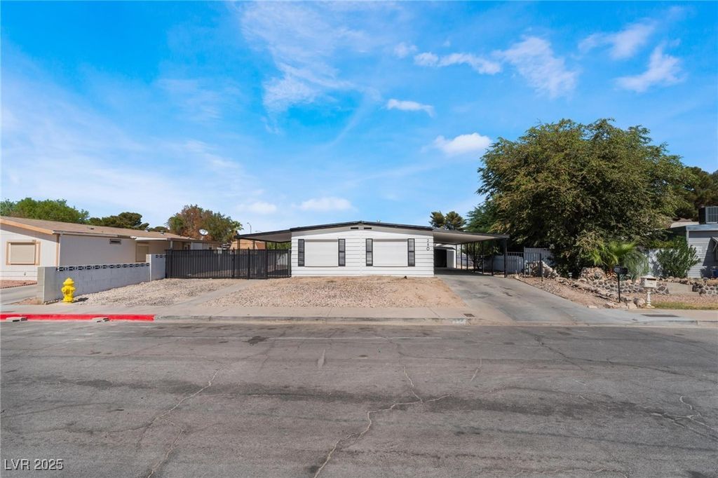 280 Sir Phillip Street, Las Vegas, NV 89110