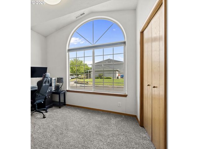 2205 PARKER Pl, Eugene, OR 97402