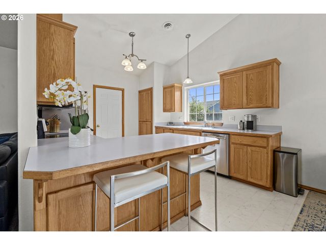 2205 PARKER Pl, Eugene, OR 97402