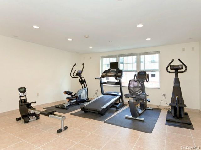 200 Carney Street 305, Glen Cove, NY 11542