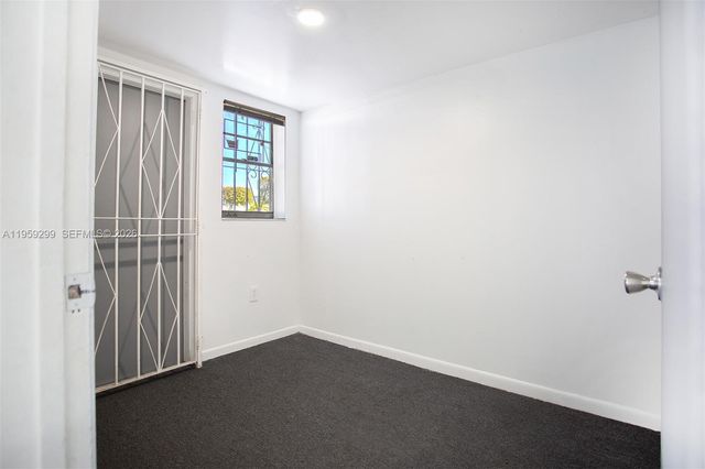 1834 NW 20th St, Miami, FL 33142