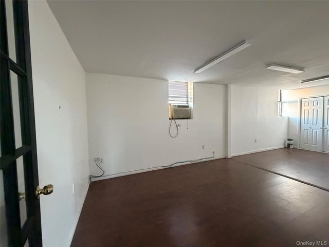 22-26 119th Street 2FL, College Point, NY 11356