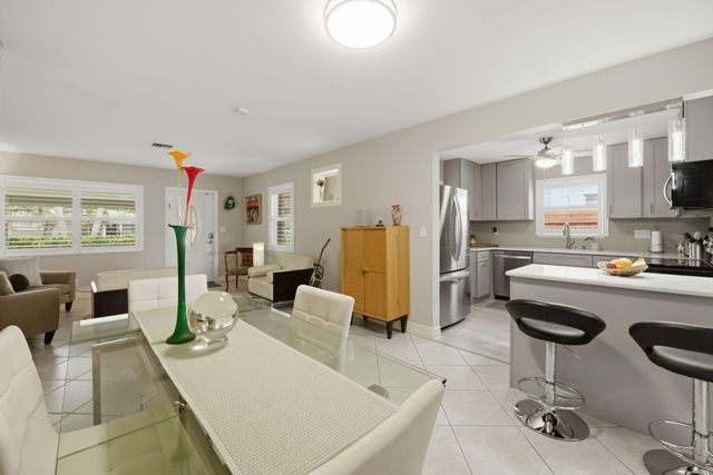 397 NW 48th Street, Oakland Park, FL 33309