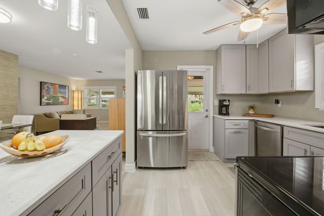 397 NW 48th Street, Oakland Park, FL 33309