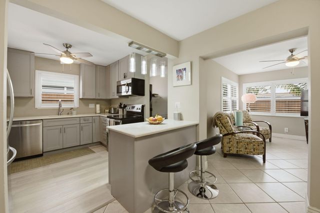 397 NW 48th Street, Oakland Park, FL 33309