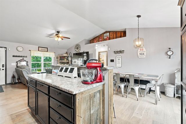 6613 Ohio Street SW, Cedar Rapids, IA 52404