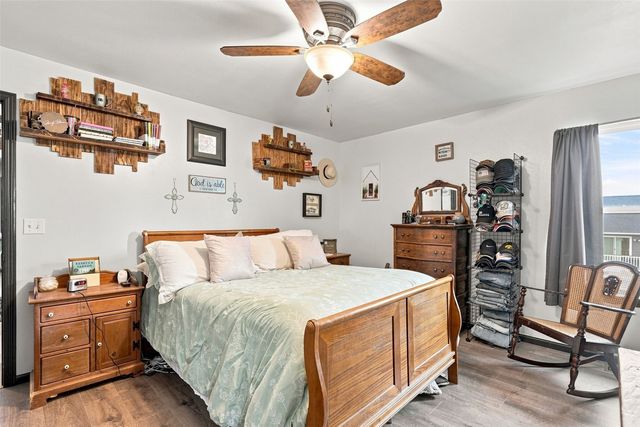 6613 Ohio Street SW, Cedar Rapids, IA 52404