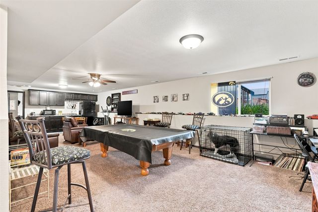 6613 Ohio Street SW, Cedar Rapids, IA 52404