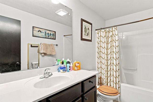 6613 Ohio Street SW, Cedar Rapids, IA 52404