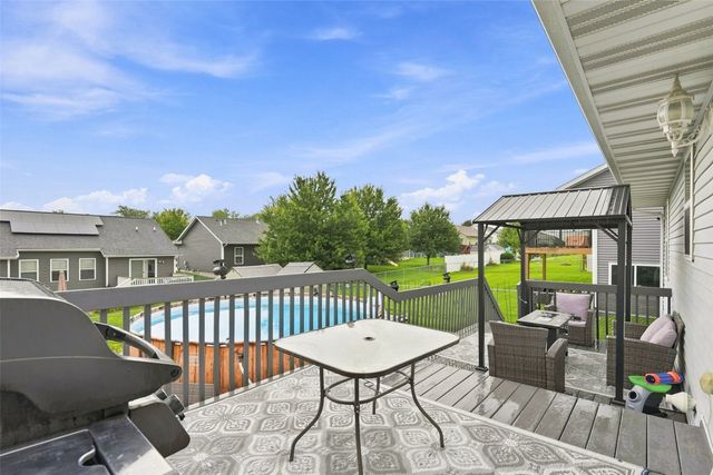 6613 Ohio Street SW, Cedar Rapids, IA 52404