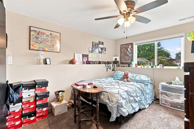 6613 Ohio Street SW, Cedar Rapids, IA 52404