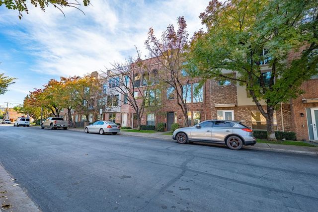 2706 Floyd Street, Dallas, TX 75204