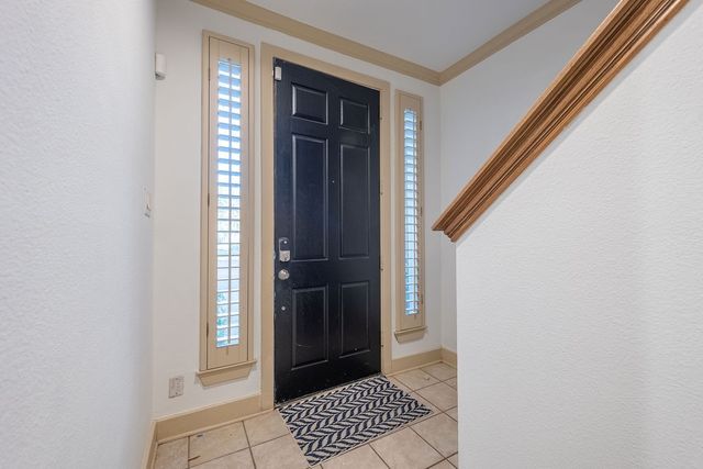 2706 Floyd Street, Dallas, TX 75204
