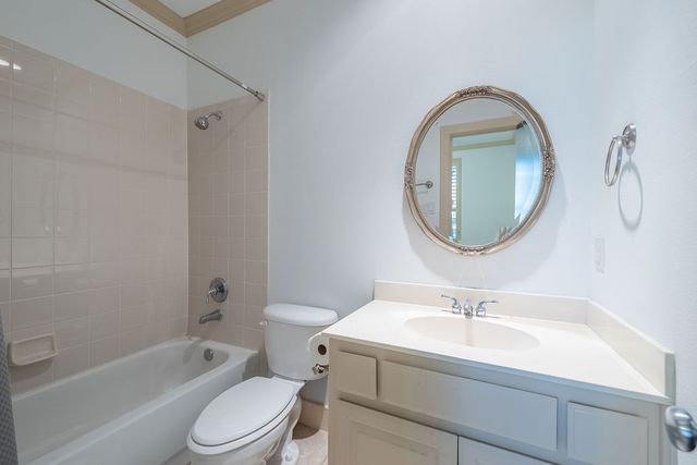2706 Floyd Street, Dallas, TX 75204