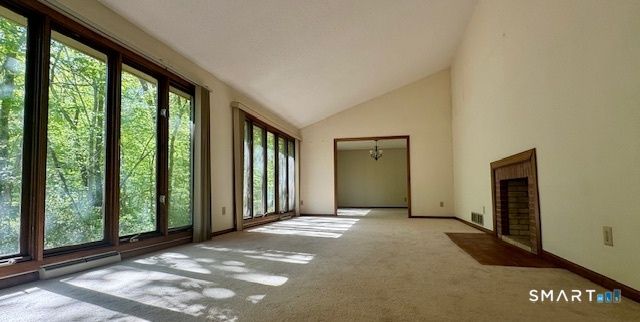 21 Maple Vale Drive, Woodbridge, CT 06525
